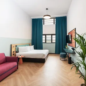  Hostal Cx Bicocca