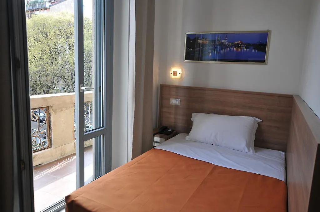 Hotel Montecarlo Milán