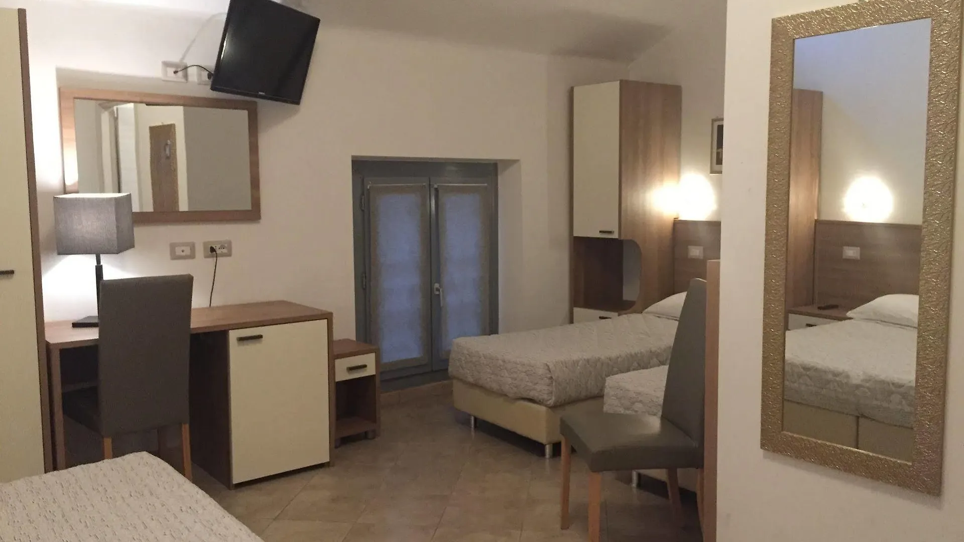 Hotel Montecarlo Milán